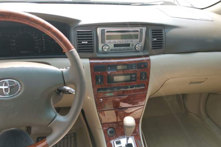 Used Toyota Corolla EX 2007 1.8L Automatic GLX-i Special Edition Audio And AC Panel