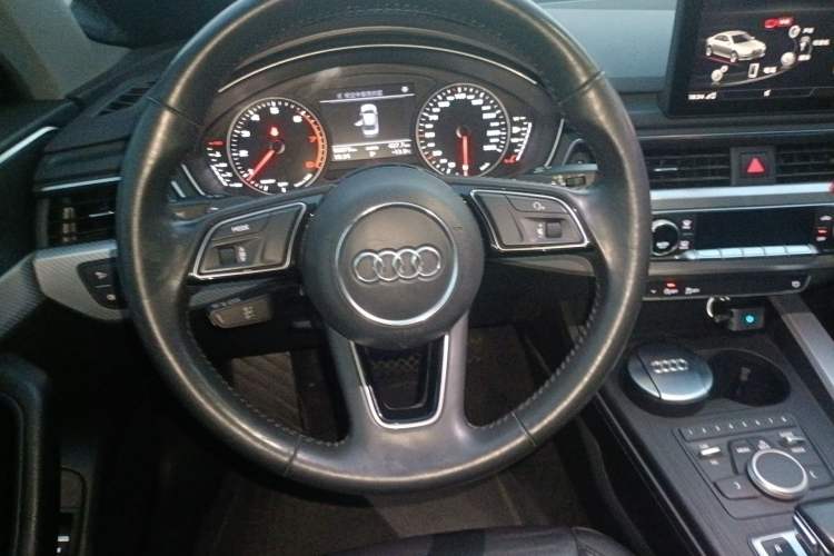 Used Audi A4L 2017 40 TFSI Ambition Edition