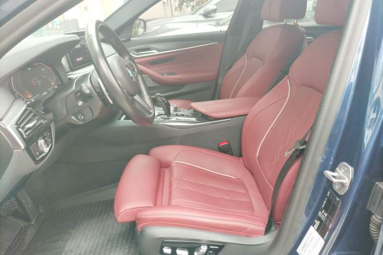 Used BMW 5 Series 2021 530Li Luxury Edition M Sport Package Left Front Seat