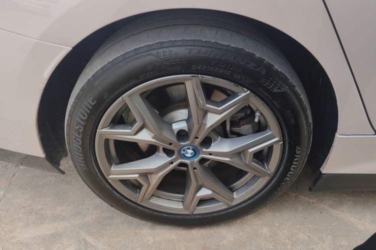 Used BMW i3 2022 eDrive 35 L
