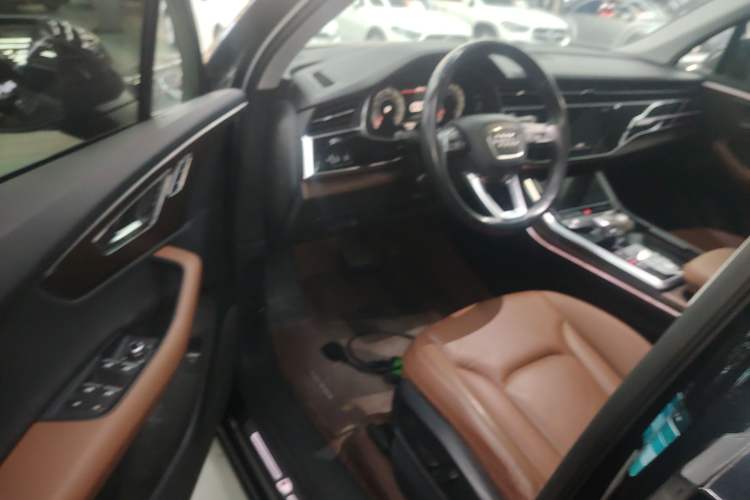 Used Audi Q7 2021 55 TFSI quattro S line Sport model