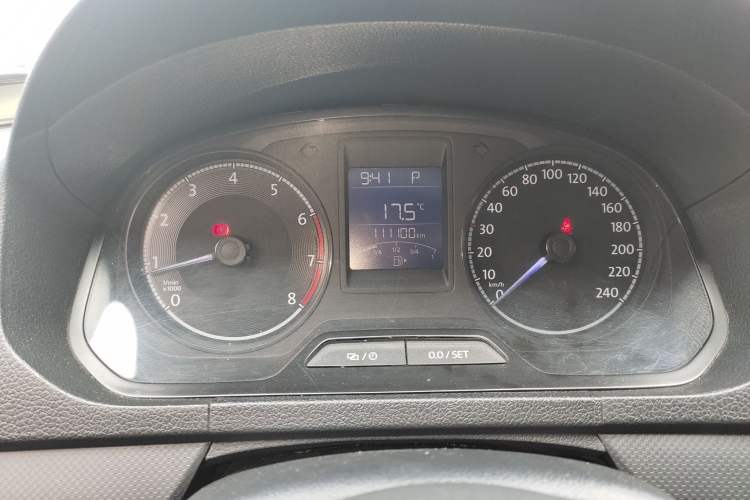 Used Volkswagen Jetta 2017 1.5L Automatic Fashion Model Instrument Cluster