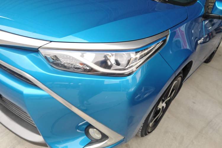 Used Toyota Levin 2017 Revised Dual-Engine 1.8H GS E-CVT Elite Sunroof Version China V Standard Left Front Headlight