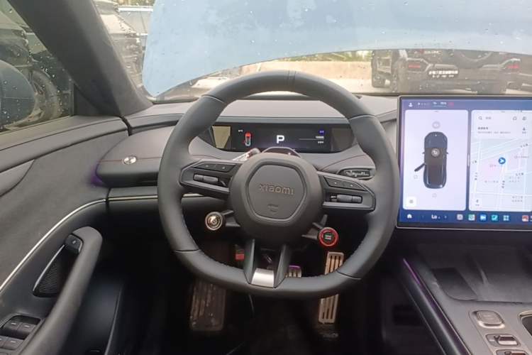 Used Xiaomi Auto SU7 2024 Four-Wheel Drive Ultra-Long Range Advanced Intelligent Driving Max Edition Steering Wheel