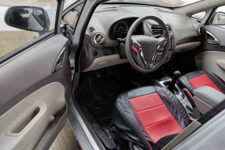 Used Chevrolet Sail 2013 Sedan 1.2L Manual Ideal Edition Driver Seat