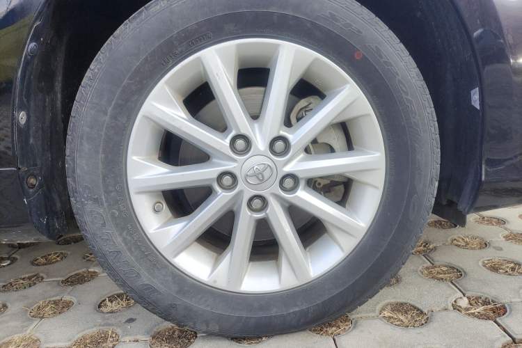 Used Toyota Camry 2012 Luxurious Edition 2.5HG Zunrui