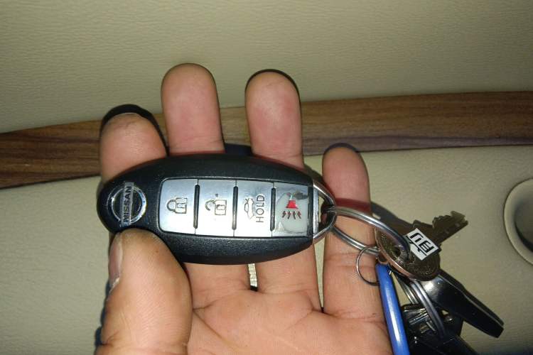 Used Nissan Teana 2012 2.5L XV Cloud Security Edition
