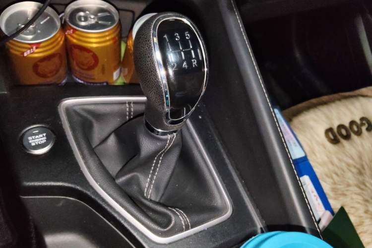 Used CHANGAN Eado 2022 PLUS 1.6L GDI Manual Luxury Model Gear Lever