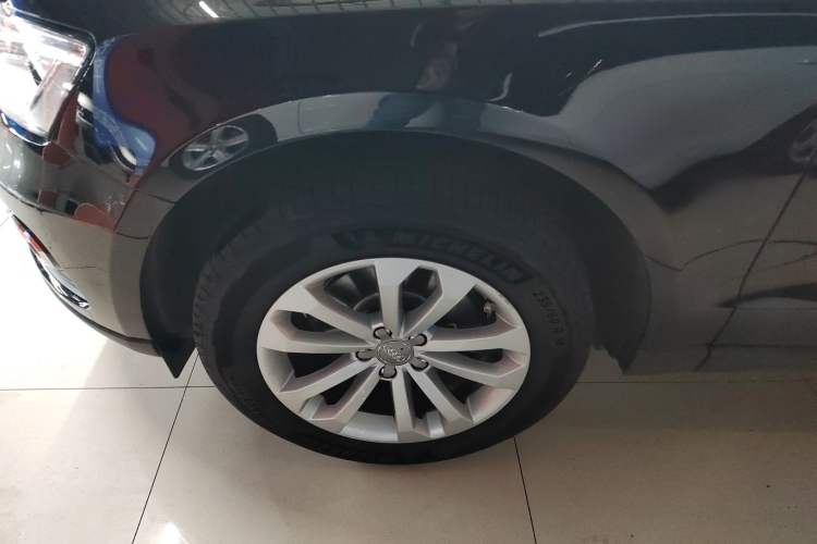 Used Audi Q5 2015 40 TFSI Technology Edition
