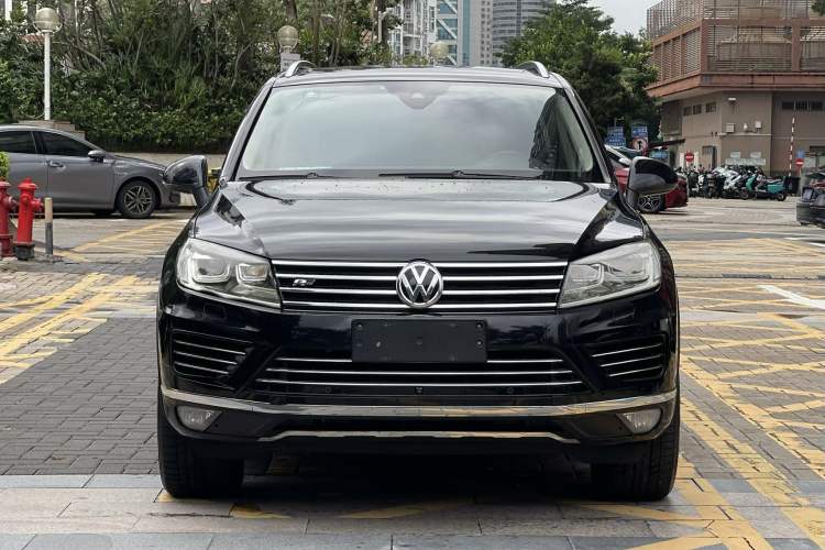 Used Volkswagen Touareg 2016 3.0 TSI High-End Version
