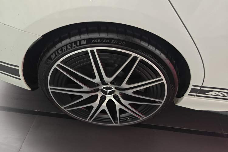 Used Mercedes-Benz C-Class AMG 2023 AMG C 43 4MATIC Estate Special Edition Exterior 5