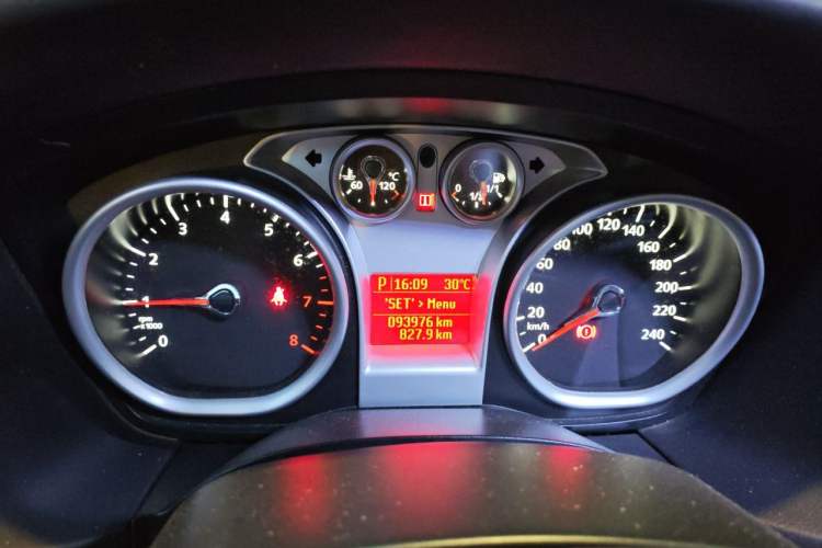 Used Ford Focus 2013 Hatchback Classic 1.8L Automatic Base Model
