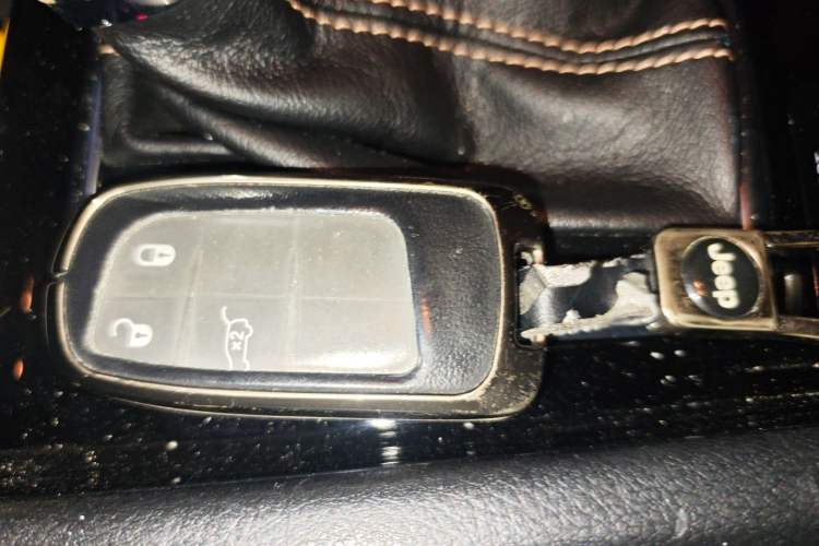 Used Jeep Compass 2021 220T Automatic Luxury Edition
