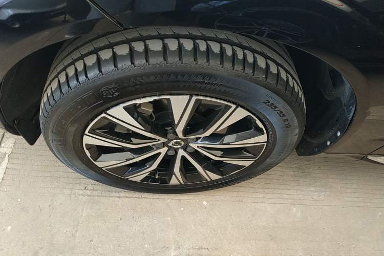 Used Volvo XC60 2024 B5 4x4 Smart Luxury Edition