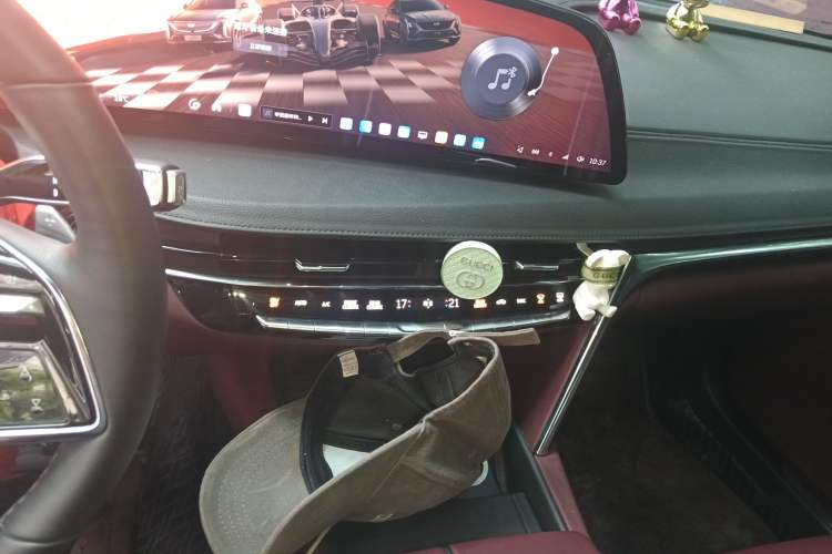 Used Cadillac CT6 2023 28T Prestige Model Audio And AC Panel