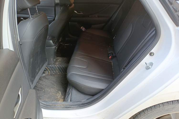 Used Hyundai Elantra 2022 1.5L CVT LUX Prestige Edition