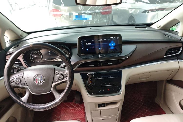 Used Buick GL8 2021 Land Cruiser Executive Class 652T Luxury Model Center Console