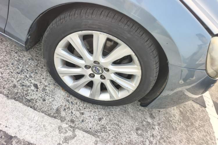 Used Volvo V40 2013 2.0T Zhiya Edition