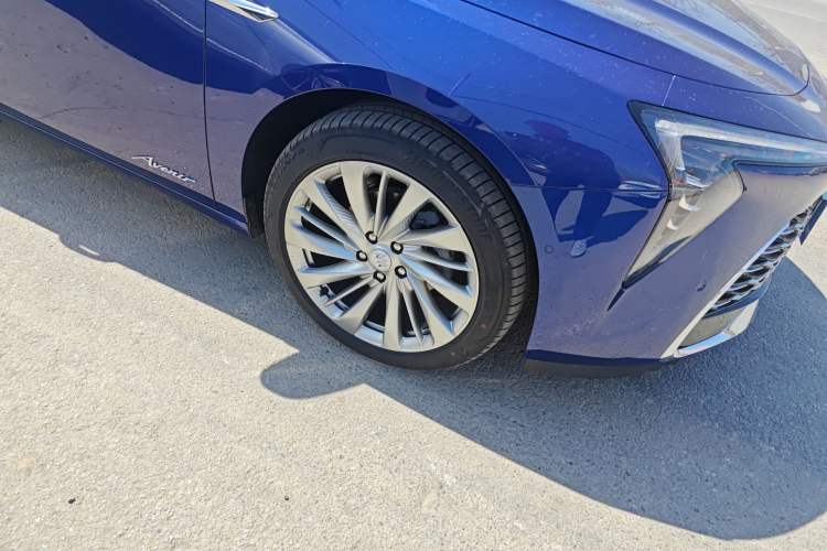 Used Buick LaCrosse 2025 Platinum Avia Edition