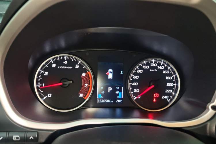 Used Mitsubishi Eclipse Cross 2019 1.5T CVT Two-Wheel Drive Dream Edition China VI Standard
