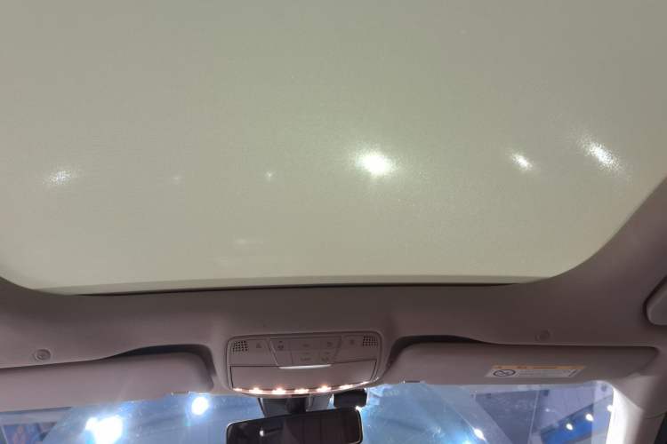 Used Mercedes-Benz E-Class 2023 Updated E 300 L Fashion Edition
