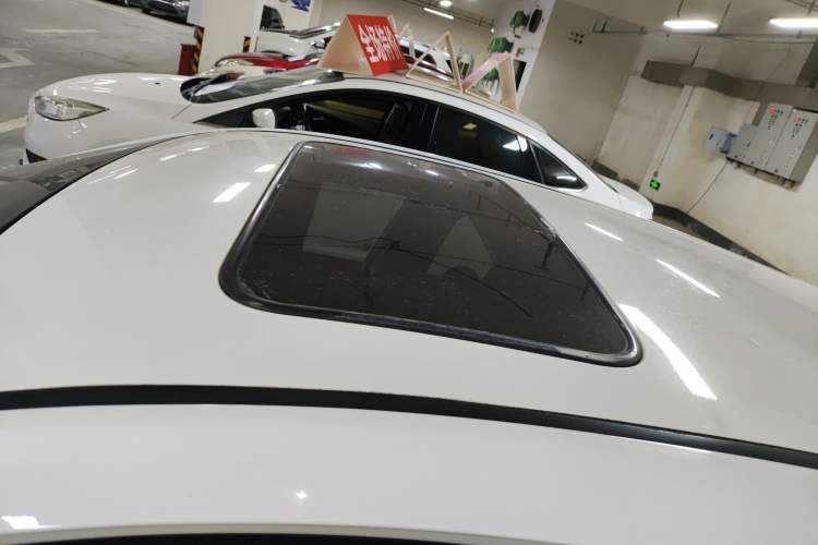 Used CHANGAN Eado 2013 1.6L Automatic Junku Model China IV Standard Roof