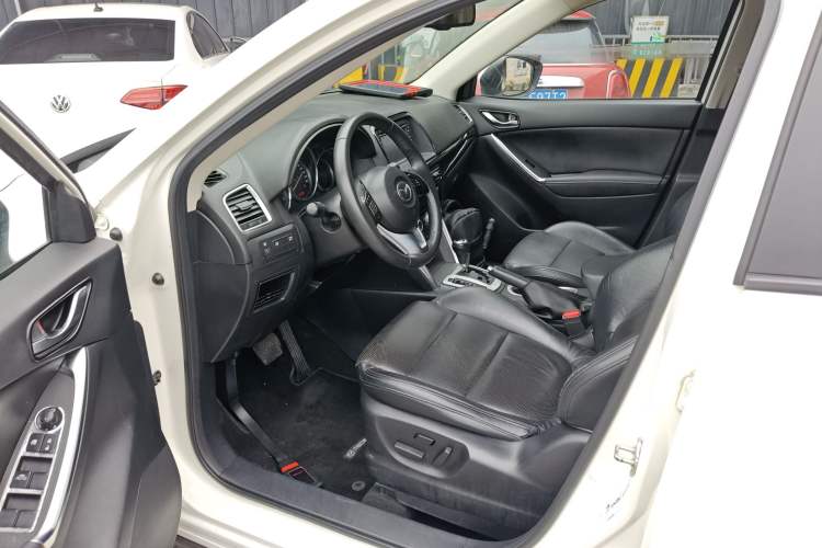 Used Mazda CX-5 2013 2.5L Automatic 4x4 Luxury Version Left Front Seat