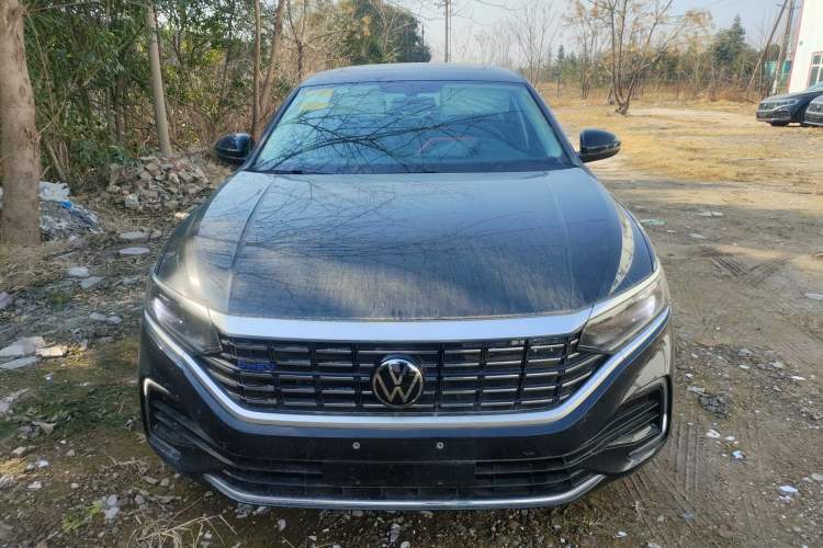 Used Volkswagen Passat New Energy 2025 430 PHEV Hybrid Business Edition Exterior 1