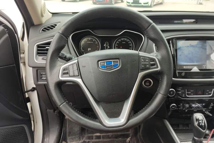 Used Geely Auto Vision X6 2016 1.3T CVT Flagship Model Steering Wheel