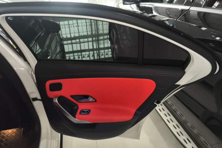 Used Mercedes-Benz A-AMG 2024 AMG A 35 L 4MATIC
