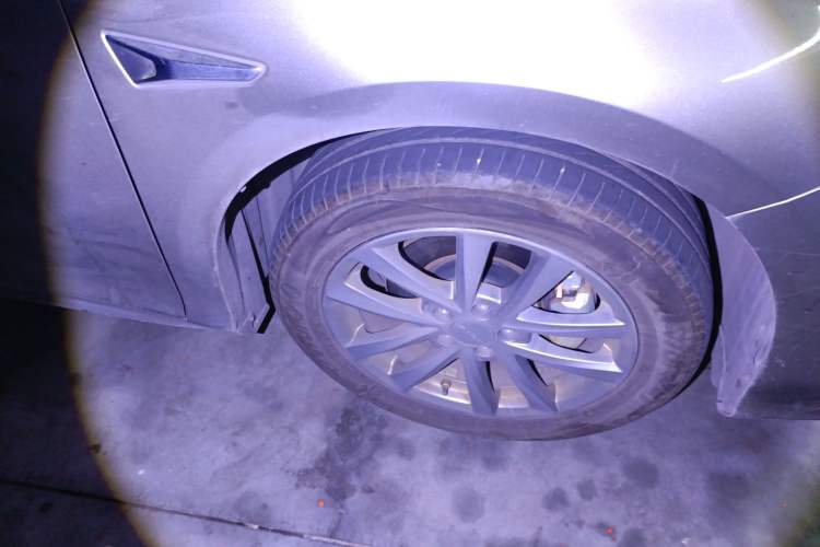 Used AION S 2023 Xuan 580 55.2 kWh Lithium Iron Phosphate Right Front Wheel Hub