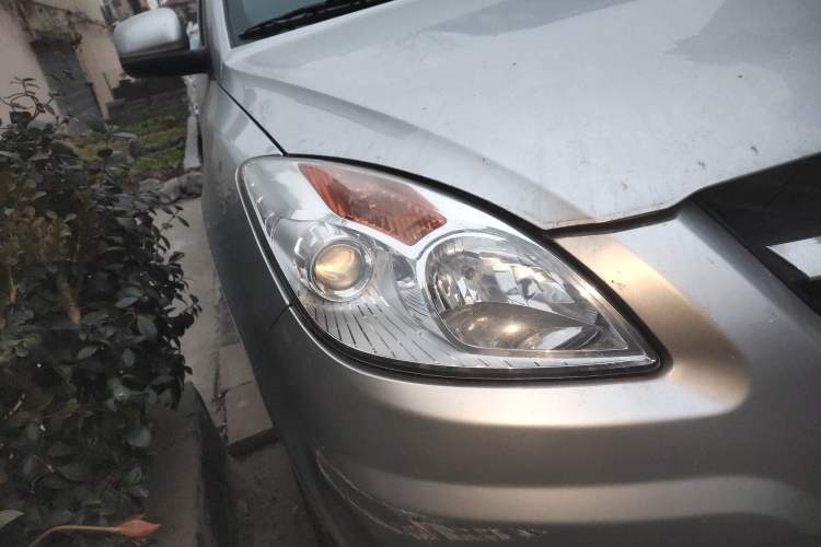 Used JMC Yuhu 7 2016 2.4T Two-Wheel Drive Luxury Edition JX4D24
