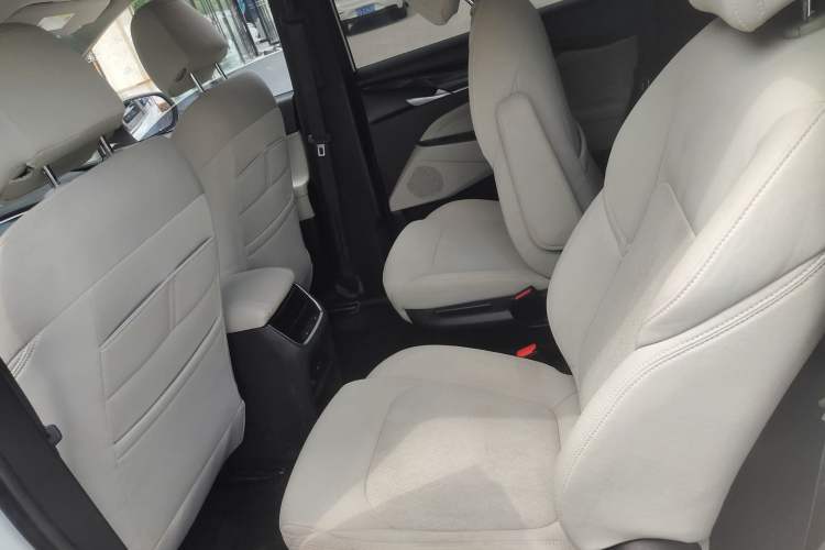 Used SAIC MAXUS G50 2022 1.5T Automatic Comfort Touring A Left Rear Seat