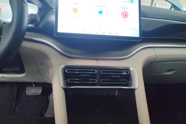 Used BYD Song PLUS New Energy 2023 Champion Edition DM-i 110KM Flagship Model
