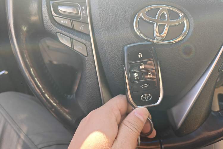 Used Toyota Alphard 2019 Dual-Engine 2.5L Luxury Edition