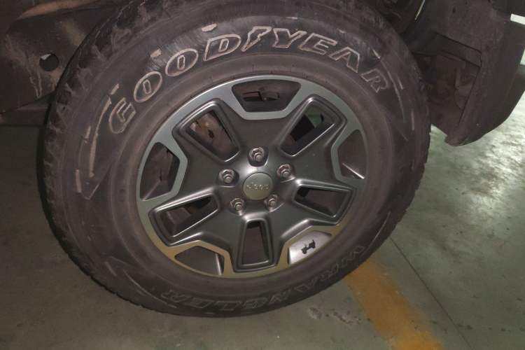 Used Jeep Wrangler 2015 3.0L Sahara Four-Door Edition
