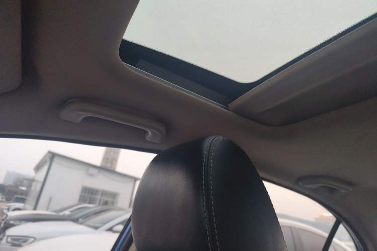 Used Geely Auto Emgrand 2017 Sedan Million Edition 1.5L Manual - Upward Version