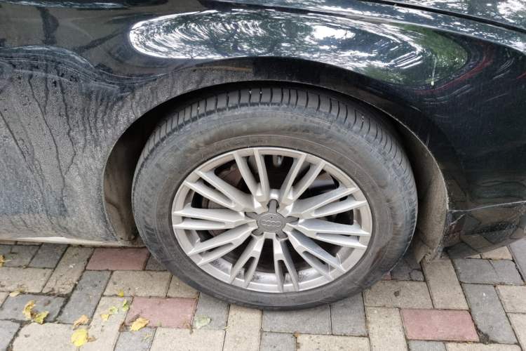 Used Audi A8 2014 A8L 45 TFSI quattro Comfort model
