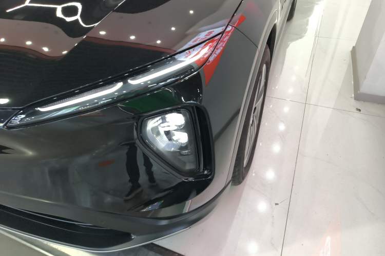 Used Nio ES6 2023 75 kWh Left Front Headlight