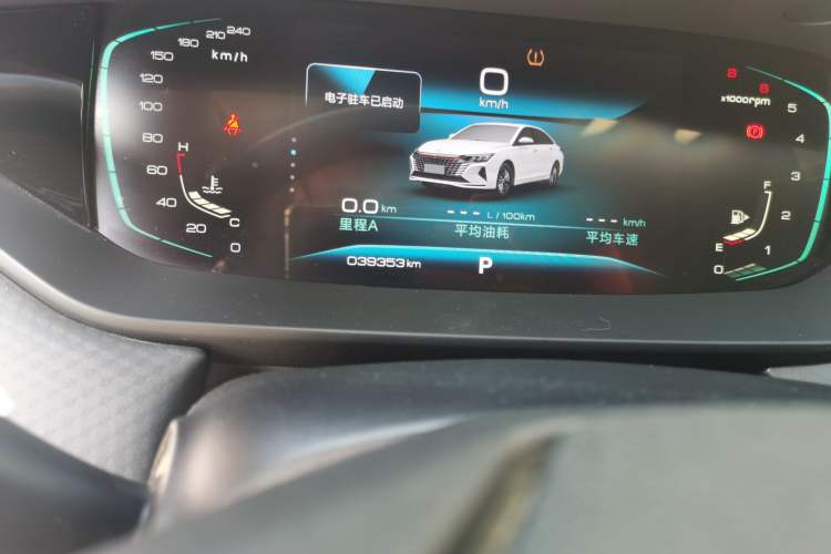 Used Dongfeng Aeolus Yixuan MAX 2023 1.5T Super-Powered Dad Edition
