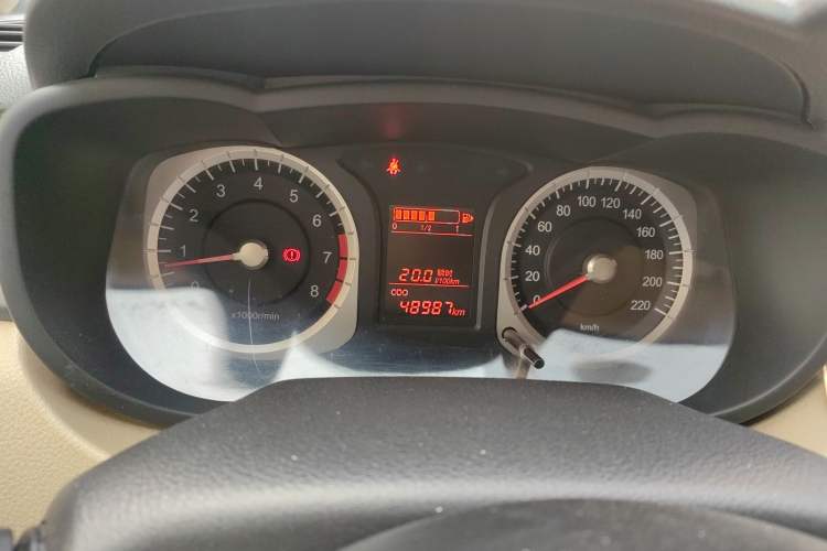 Used Venucia R50 2013 1.6L Manual Version with Beidou Navigation