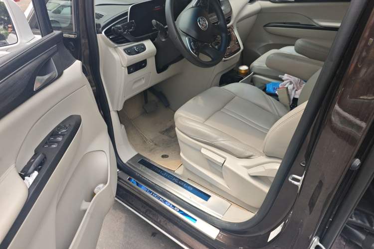 Used Buick GL8 2021 ES Landtrek 653T Comfort Edition Driver Seat