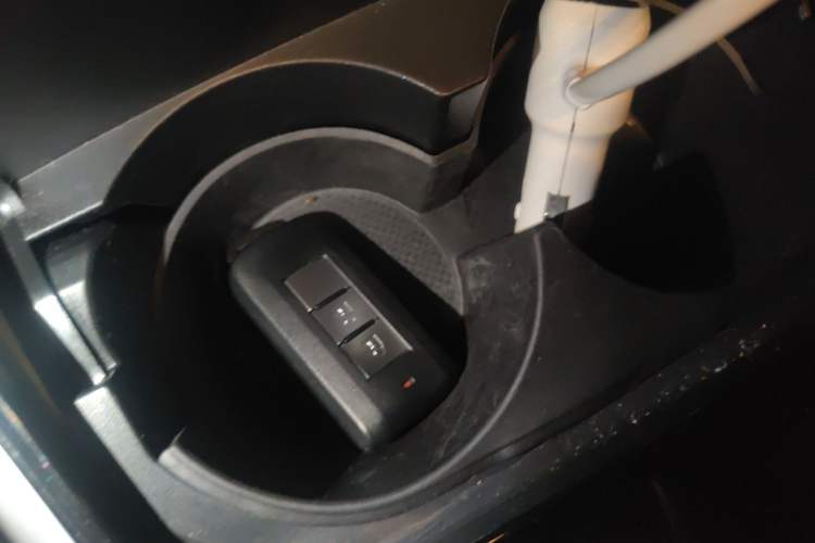 Used Mitsubishi Outlander 2018 2.0L Two-Wheel Drive Glory Edition 5 Seats
