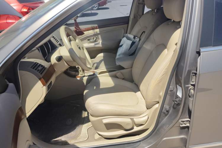 Used Nissan Sylphy 2009 1.6XE Automatic Comfort Edition Left Front Seat