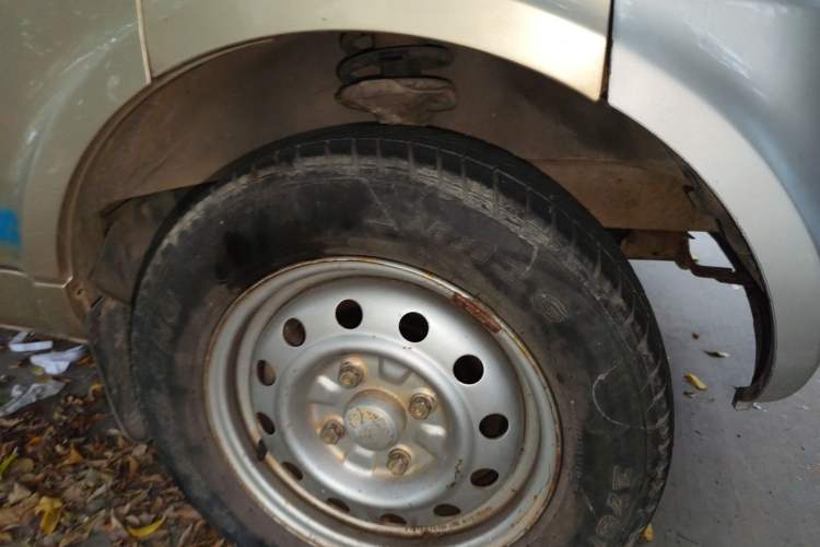 Used Wuling Rongguang 2011 1.2L Base Version