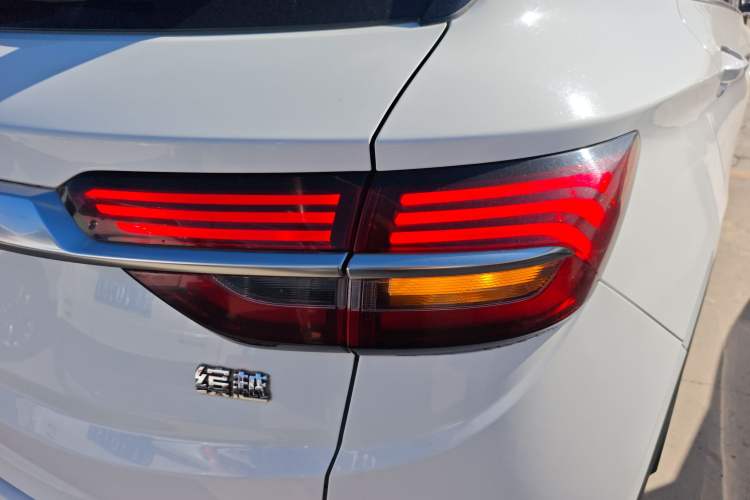 Used Geely Auto Coolray 2019 260T DCT Knight China VI Standard Right Rear Taillight