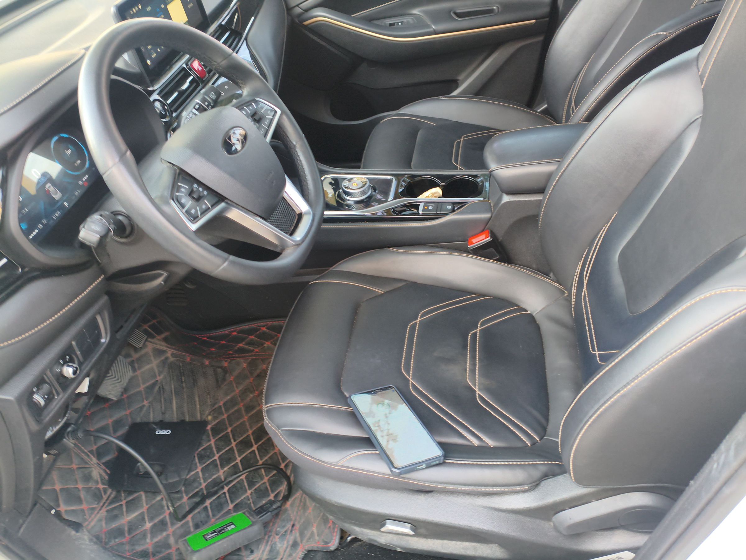 Переднее сиденье в автомобиле