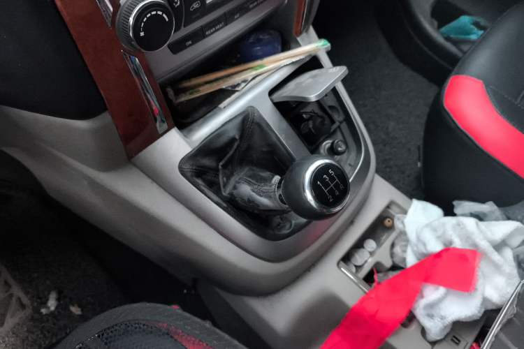 Used Jinbei Grace 2015 2.0L Classic Edition Standard Model Long Wheelbase 7/9 Seats