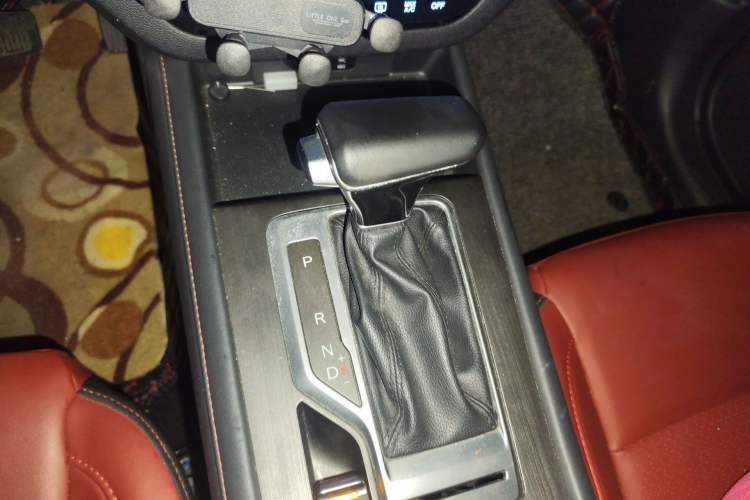 Used CHANGAN CS35PLUS 2019 1.4T DCT Chuanlian Blue Whale Edition Gear Lever