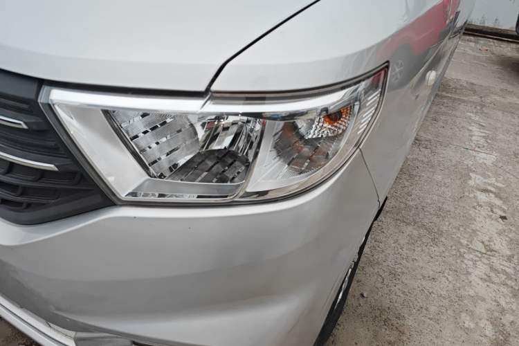 Used Wuling Hongguang V 2022 1.5L Enjoy Edition Electric-Powered LAR
